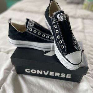 Size 7 black, platform converse